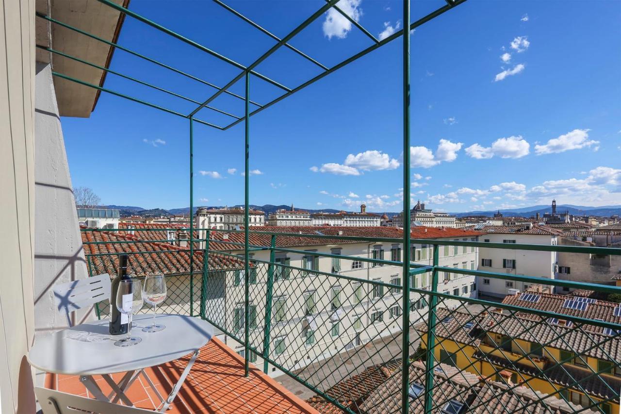 Ferienwohnung Penthouse With Big Terrace In Oltrarno Florenz Exterior foto